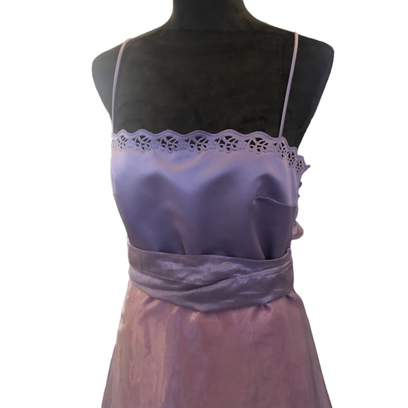 Purple Taffeta Mixed Media Formal Gown size 11/12 - Picture 2 of 12